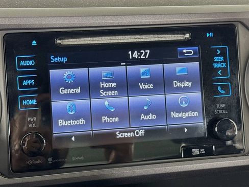 Used 2019 Toyota Tacoma TRD Off-Road w/ Technology Package image 29