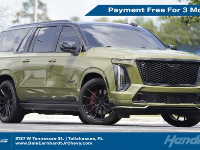 Used 2025 Cadillac Escalade ESV V