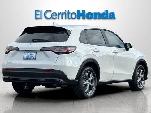 New 2026 Honda HR-V LX image 3