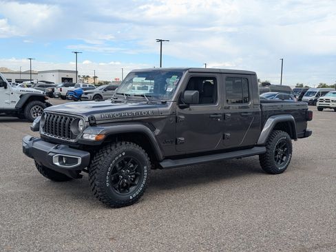 New 2025 Jeep Gladiator Sport image 2