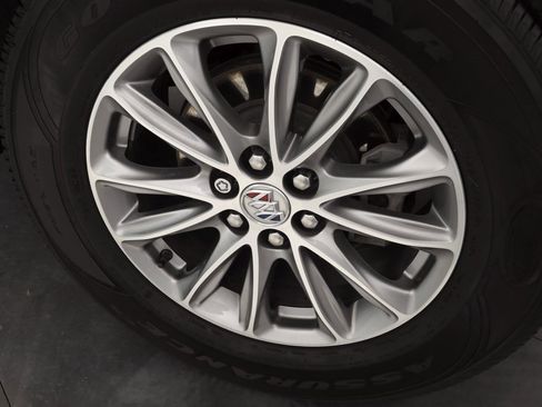 Used 2023 Buick Enclave Essence w/ Trailering Package, 5000 lbs. image 11