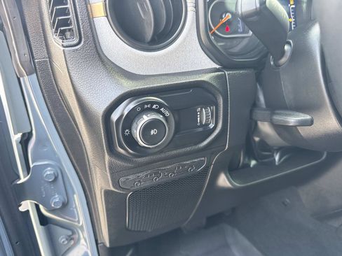 Used 2024 Jeep Wrangler Unlimited Sport AWD/4WD image 20