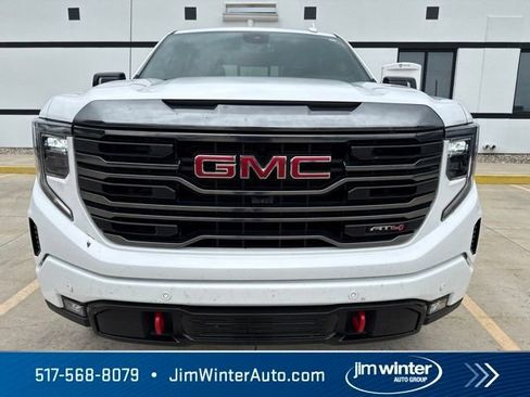 Used 2024 GMC Sierra 1500 AT4 w/ AT4 Preferred Package AWD/4WD image 3
