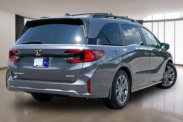 Certified 2025 Honda Odyssey Touring image 6