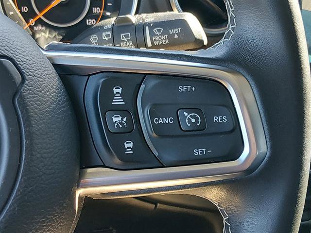 Used 2019 Jeep Wrangler Unlimited Sahara AWD/4WD image 17
