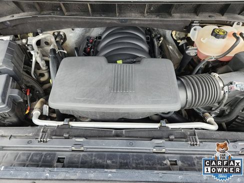 Used 2021 Chevrolet Silverado 1500 LT Trail Boss w/ LPO, Dark Essentials Package AWD/4WD image 31