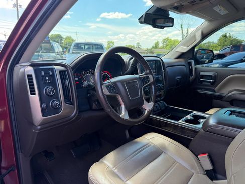 Used 2016 GMC Sierra 1500 Denali w/ Enhanced Driver Alert Package AWD/4WD image 10