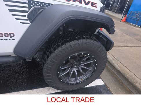Used 2023 Jeep Gladiator Mojave w/ Trailer Tow Package image 4