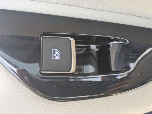 Used 2025 Nissan Murano SL AWD/4WD image 26