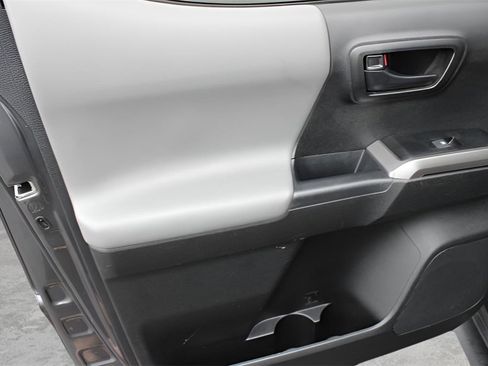 Certified 2023 Toyota Tacoma SR5 image 22