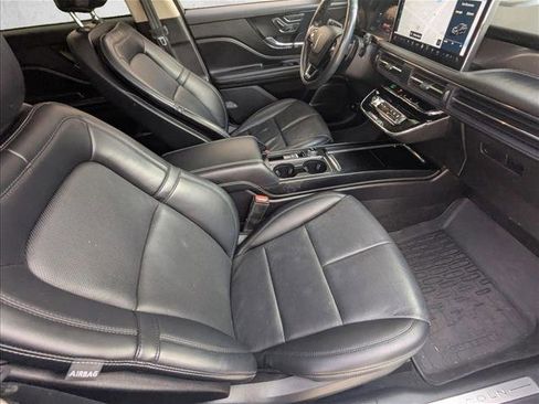 Used 2023 Lincoln Corsair Reserve w/ Equipment Group 201A image 19