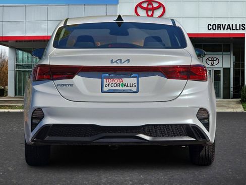 Used 2023 Kia Forte LXS FWD image 5