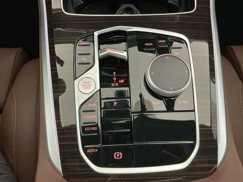 New 2026 BMW X5 sDrive40i w/ Climate Comfort Package RWD image 17