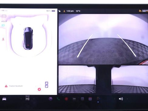 Used 2022 Tesla Model Y Long Range image 19