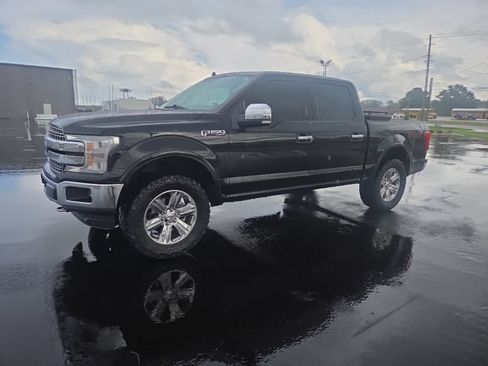 Used 2020 Ford F150 Lariat w/ Equipment Group 502A Luxury AWD/4WD image 4