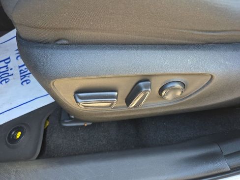 Used 2024 Toyota RAV4 XLE image 23