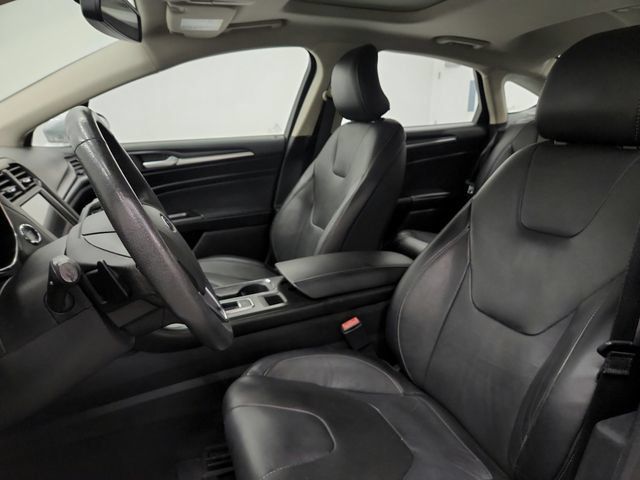 Used 2018 Ford Fusion Titanium AWD/4WD image 19