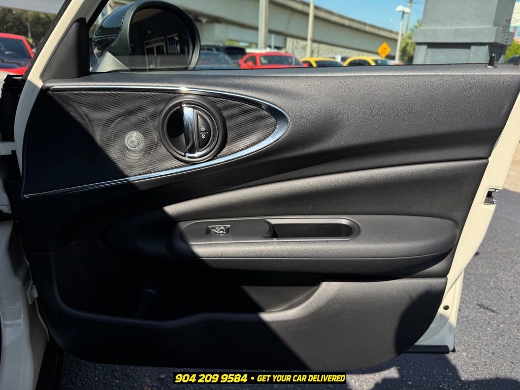 Used 2016 MINI Cooper Clubman FWD image 35