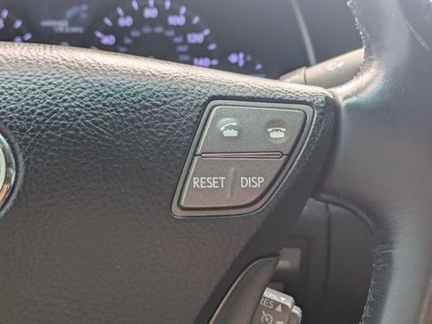 Used 2011 Lexus LS 460 L w/ Luxury Pkg image 27