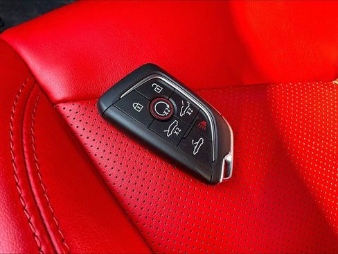 Used 2024 Chevrolet Corvette Z06 image 32