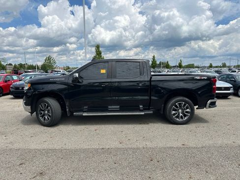 Used 2023 Chevrolet Silverado 1500 LT AWD/4WD image 8