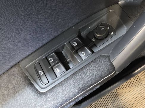 Used 2023 Volkswagen Tiguan S w/ Driver Assistance Package FWD image 15
