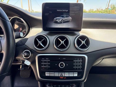 Used 2018 Mercedes-Benz CLA 250 image 23