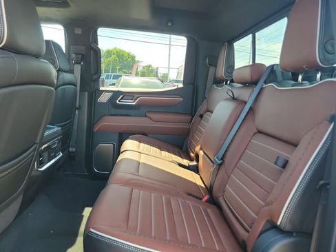 Used 2026 GMC Sierra 1500 Denali Ultimate AWD/4WD image 12