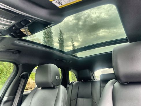 Used 2026 Land Rover Range Rover Velar S image 19