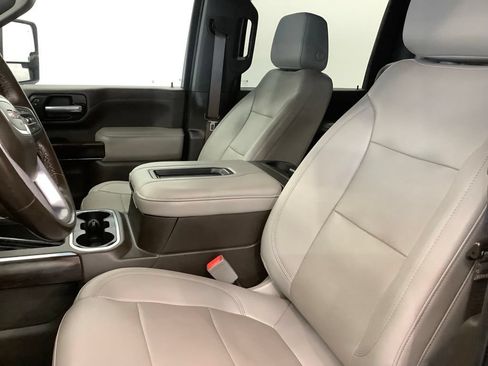 Used 2022 GMC Sierra 2500 SLT w/ Texas SLT Premium Package AWD/4WD image 15