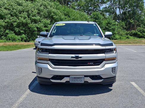 Used 2018 Chevrolet Silverado 1500 LT w/ All Star Edition AWD/4WD image 2