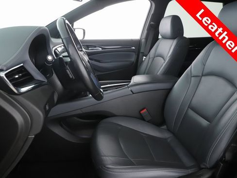 Used 2023 Buick Enclave Essence image 16