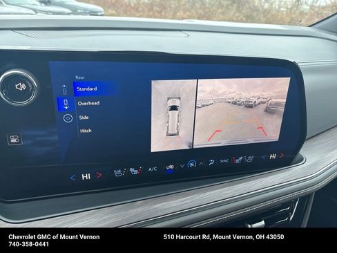 New 2025 Chevrolet Suburban Premier image 21