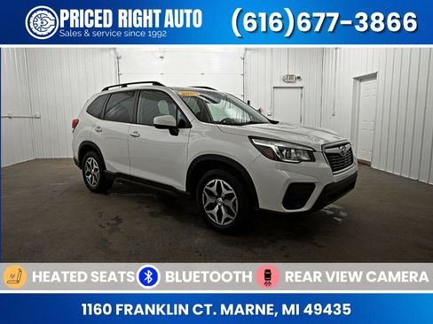 Used 2020 Subaru Forester Premium image 1
