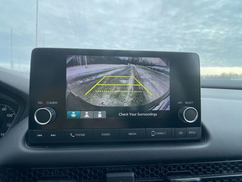 Certified 2025 Honda HR-V LX image 17