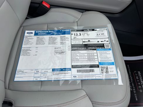 Used 2025 Ford Expedition Max Active AWD/4WD image 74