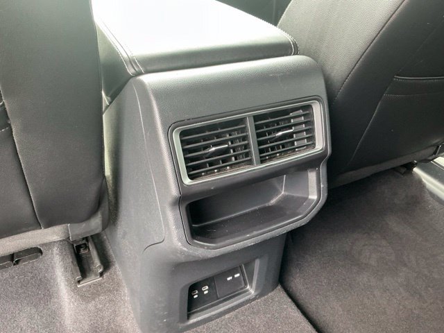 Used 2024 Volkswagen Atlas Cross Sport SE FWD image 34
