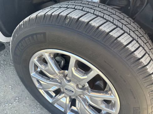 Used 2019 Ford Ranger XLT w/ Equipment Group 302A Luxury RWD image 4