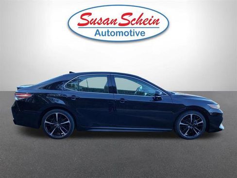 Used 2020 Toyota Camry XSE image 22