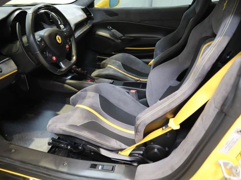 Certified 2019 Ferrari 488 Pista Coupe RWD image 17
