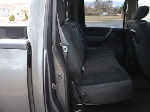 Used 2014 Nissan Titan S image 21