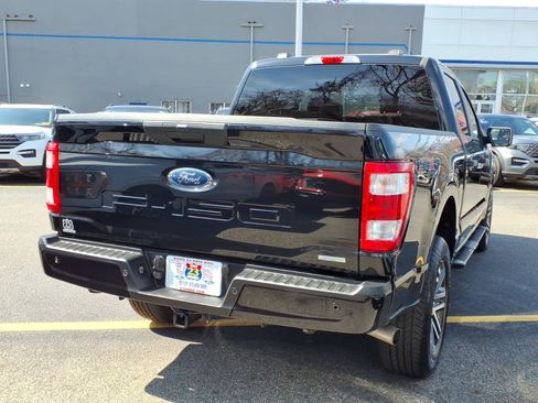 Certified 2022 Ford F150 XL w/ STX Appearance Package AWD/4WD image 8