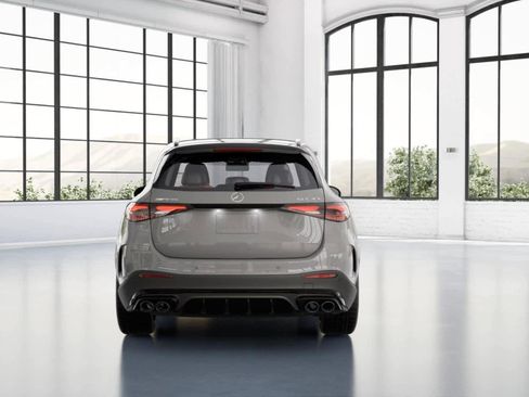 Used 2026 Mercedes-Benz GLC 43 AMG 4MATIC image 24