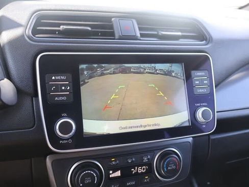 Used 2023 Nissan Leaf S image 28