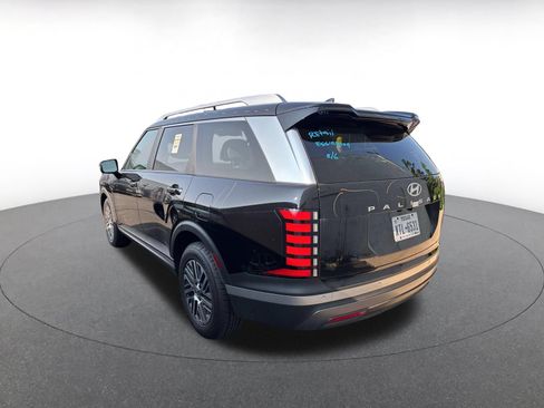 Used 2026 Hyundai Palisade SEL FWD image 8