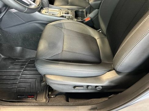 Used 2023 Subaru Forester Premium AWD/4WD image 42