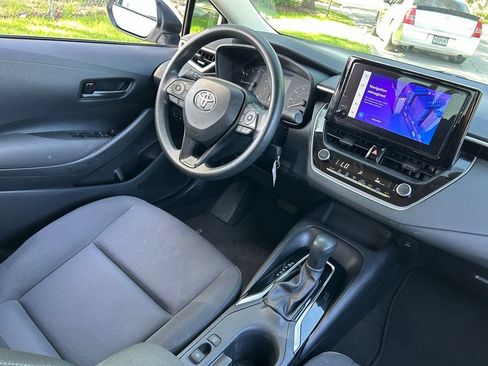 Used 2024 Toyota Corolla LE FWD image 9