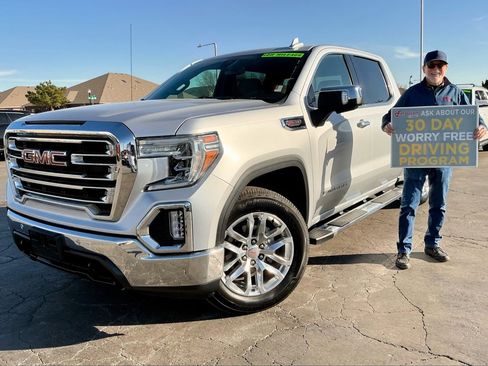 Used 2022 GMC Sierra 1500 SLT w/ SLT Premium Plus Package image 1