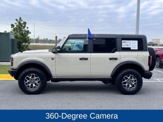 Used 2025 Ford Bronco Badlands video 3