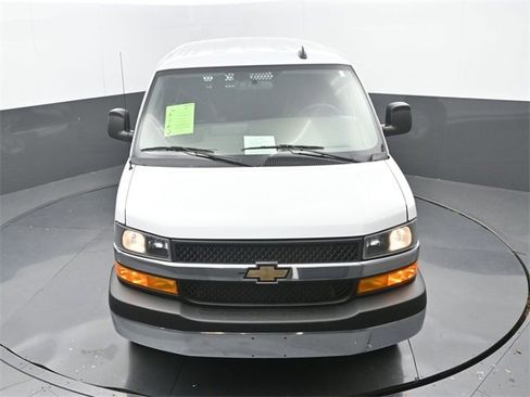 Used 2024 Chevrolet Express 2500 w/ Driver Convenience Package image 25